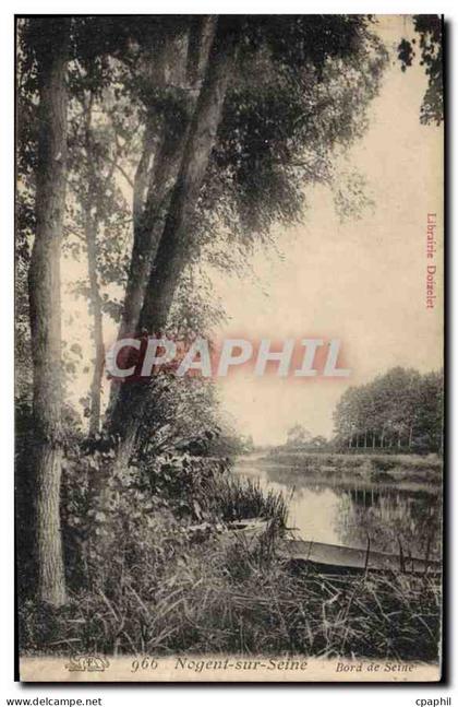 CPA Nogent sur Seine Bord de Seine