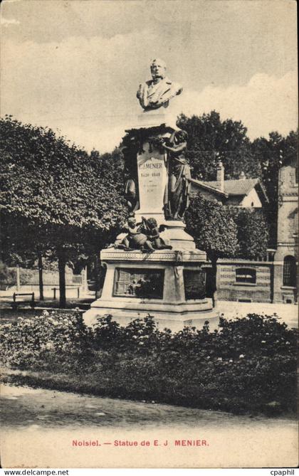 CPA Noisiel Statue De MENIER