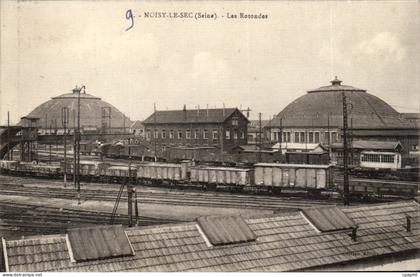 Noisy le Sec CPA Les rotondes (train)
