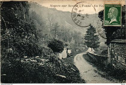CPA Noyers-sur-Serein En Vezelien FRANCE (1451669)
