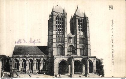 CPA Cathedrale De Noyon Le Facade