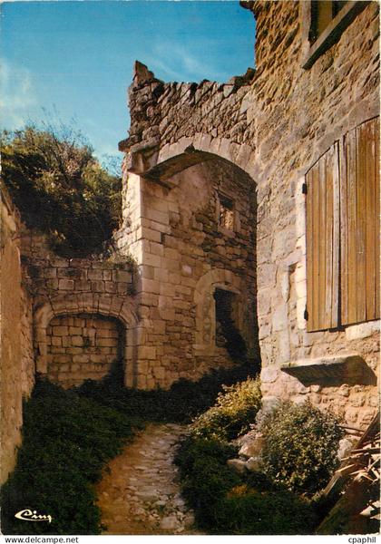 CPSM Oppede le Vieux (Vaucluse) Vieille Rue