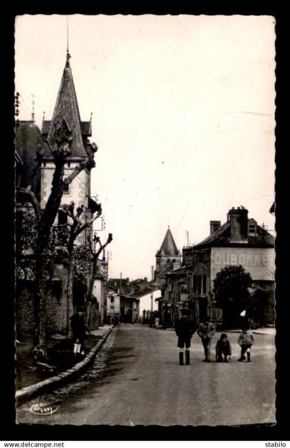 87 - ORADOUR-SUR-VAYRES - RUE PRINCIPALE