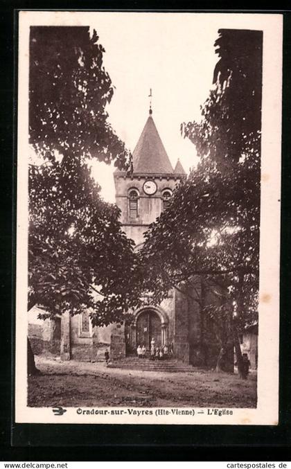 CPA Oradour-sur-Vayres, L`Eglise