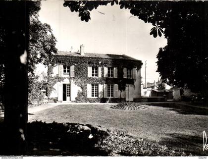Ormesson sur MArne CPM La mairie
