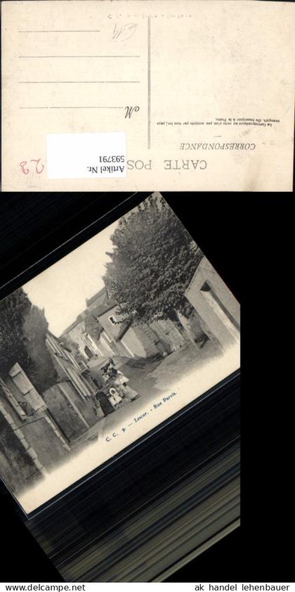 593791,Lescar Rue Parvis France