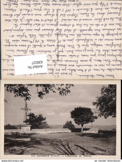 639227,Lauzerte l Esplanade du Chateau Kreuz France