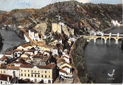 BR14101 Luzech vue d ensemble France