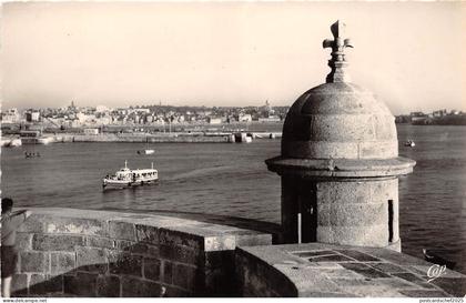 BR17906 Saint Malo Vue sur Saint Servan  france