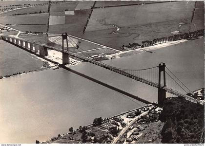 BT5086 Le Pont de Tancarville        France