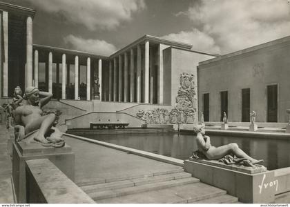 Paris en Flanant, musée d'art moderne ngl #111.787