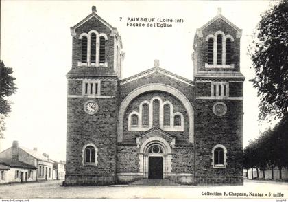 CPA Paimboeuf Loire Inf Facade de Eglise