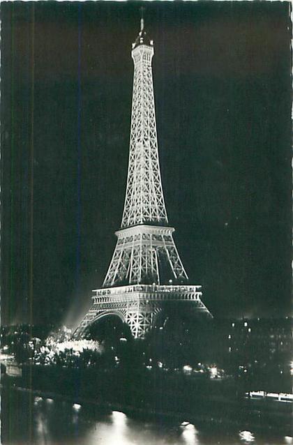 75 - PARIS - La Tour Eiffel la nuit (Ed. Alfa, n° 20)