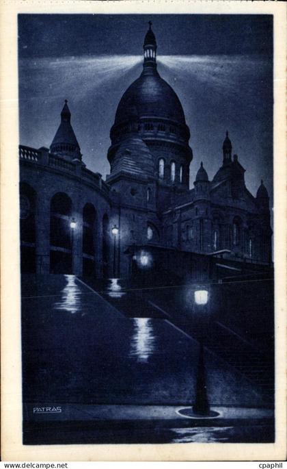 CPA Paris La Nuit Basilique du Sacre coeur Montmartre