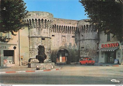 84 PERNES LES FONTAINES FONTAINE VILLENEUVE