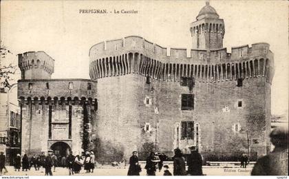 Perpignan CPA Le Castillet