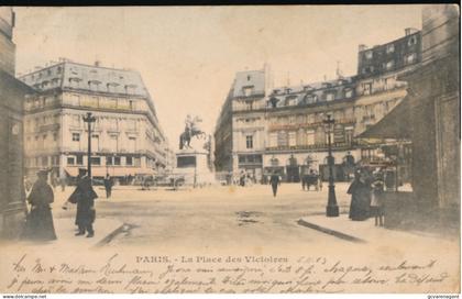 PARIS        LA PLACE DES VICTOIRES