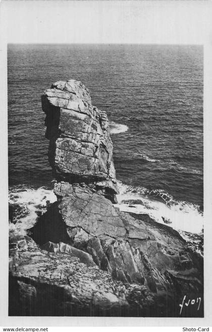 29 PLOGOFF POINTE DU RAZ