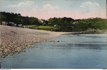 CPA Plougasnou Finistere un Coin de la plage