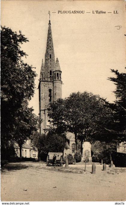 CPA PLOUGASNOU - L'Église (458236)