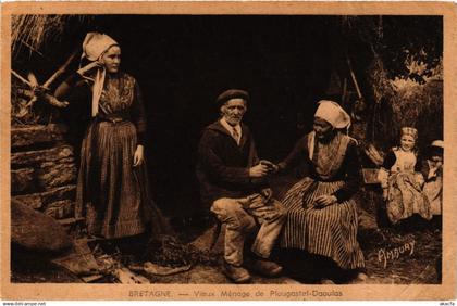 CPA PLOUGASTEL-DAOULAS - Bretagne - Vieux Menage de PLOUGASTEL-DAOULAS (384321)