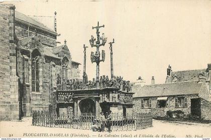 CPA Plougastel Daoulas Finistere Le Calvaire et l'Abside de l'Eglise