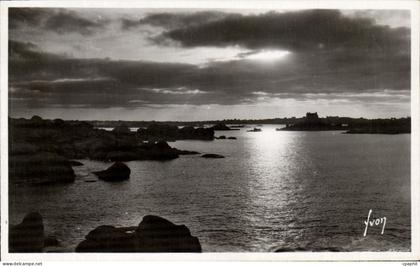 CPA Ploumanac'h Coucher De Soleil Sur Le Goulet