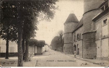 CPA Poissy Entree de l'Abbaye