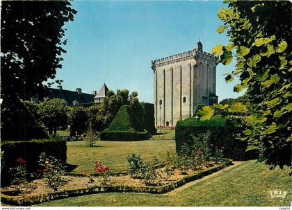 CPM Pons (Ch Mme) Le Jardin et le Donjon
