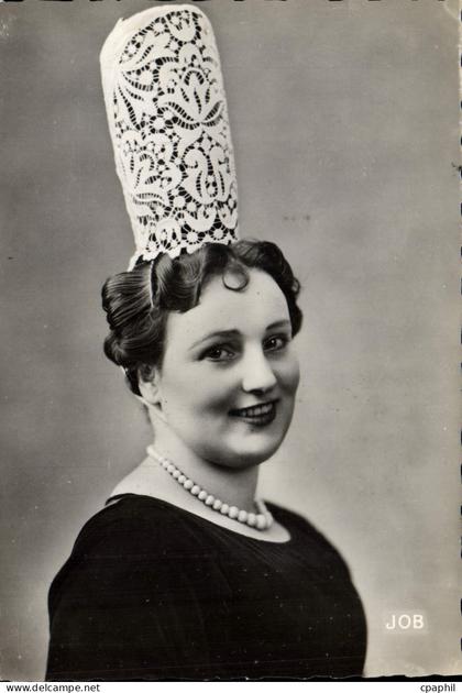 CPSM Bretagne Jeune Fille De Pont L'Abbe