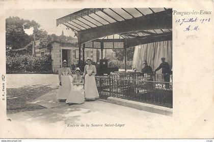 CPA Pougues-les-Eaux Entrée de la Source Saint-Léger