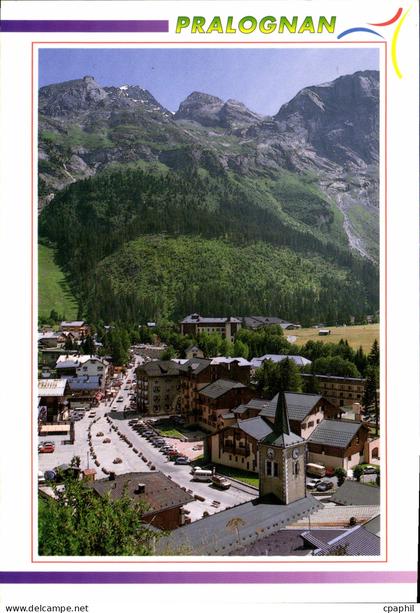 CPM Pralognan la Vanoise Savoie Echappee sur le centre du village