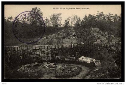 95 Presles ruine gallo romaine sepulture tombe D95D C95504C RH091251