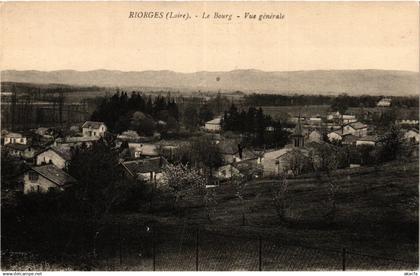 CPA RIORGES - Le BOURG Vue générale (578643)