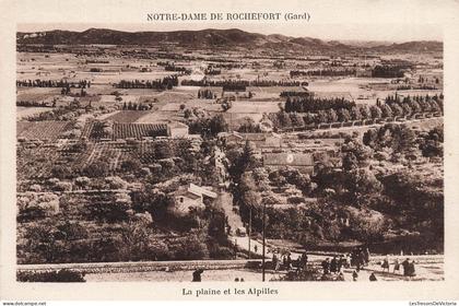 [-20%] FRANCE - Rochefort du Gard - ND Rochefort du Gard - La plaine et les Alpilles - Carte Postale Ancienne