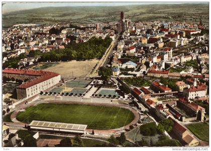 RODEZ LE STADE PAUL LIGNON VUE AERIENNE