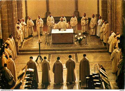 CPM En Brehan Loudeac Abbaye N D de Timadeuc Rohan Concelebration
