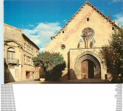 30.  ROQUEMAURE .  La Collégiale .