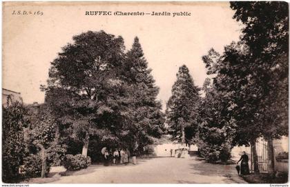 CPA  Carte Postale France  Ruffec Jardin public  VM104732
