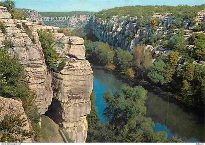 Carte Postale - 07 - Ruoms - Les Gorges de l'Ardèche - Le Défilé de Ruoms - CPM - Voir Scans Recto-Verso - Poscard - Car