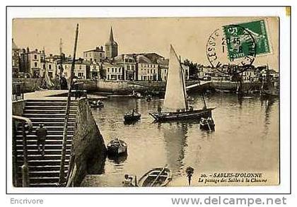 cpa SABLES D OLONNE passage des sables à la chaume noville debitant buvette du passage n°20