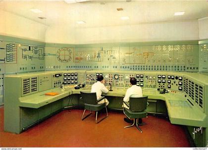 91-SACLAY- C.E.N DE SACLAY- LE TABLEAU DE CONTRÔLE DE L'ACCELERATEUR " SATURNE "