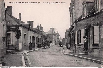 41 - Saint-Amand-Longpré - SAINT AMAND  de VENDOME -  grand rue