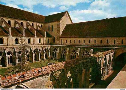 Carte Postale - 18 - Saint Amand Montrond - Abbaye de Noirlac aux environs de Saint Amand Montrond - Le Cloitre - CPM -