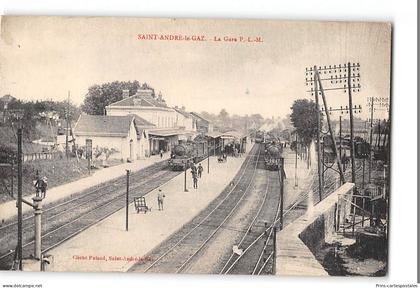 CPA 38 St Saint André le Gaz La Gare et le Train