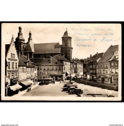 57 - SAINT AVOLD (Moselle) - Place de la Victoire et l'Eglise - Hôtel de Metz - Hotel Terminus Bière Moritz