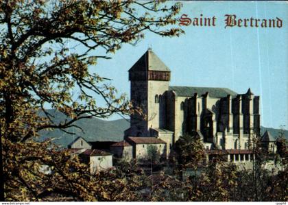 CPM St Bertrand de Comminges   Saint Bertrand Vue generale