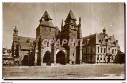 CPA Saint Brieuc La Cathyedrale et L Hotel le Ville