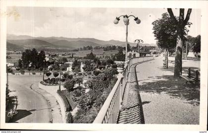 CPA Saint Gaudens Le Boulevard du Midi Vue sur les Pyrenees