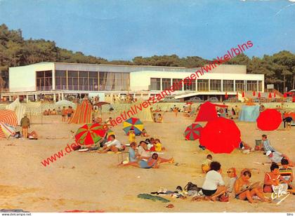 La Plage devant le Nouveau Casino - Saint-Georges-de-Didonne - (17) Charente Maritime